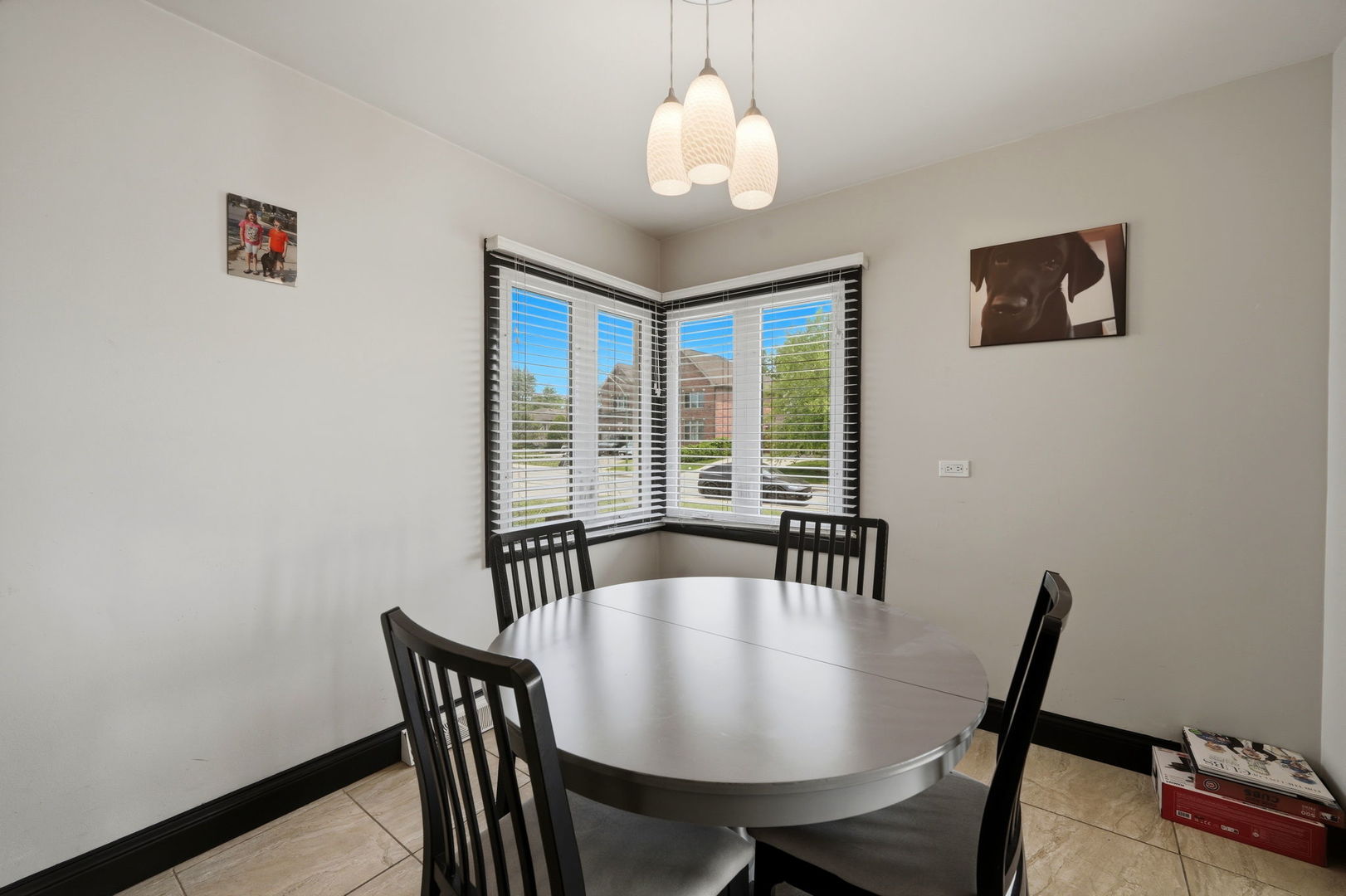 8130 W Berwyn Avenue, Chicago, IL 60656
