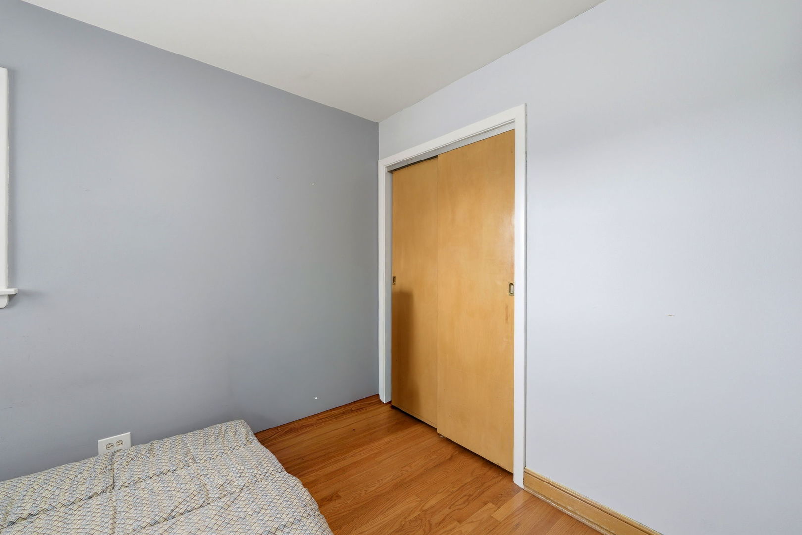8130 W Berwyn Avenue, Chicago, IL 60656