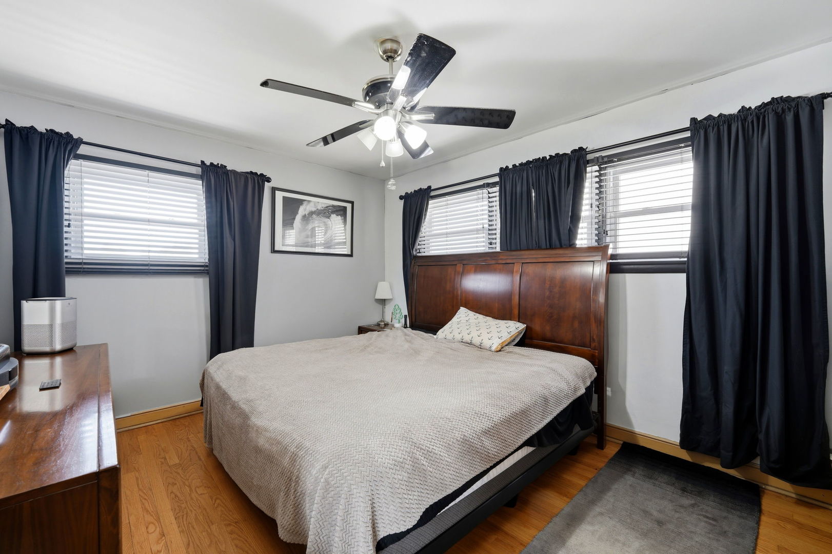8130 W Berwyn Avenue, Chicago, IL 60656