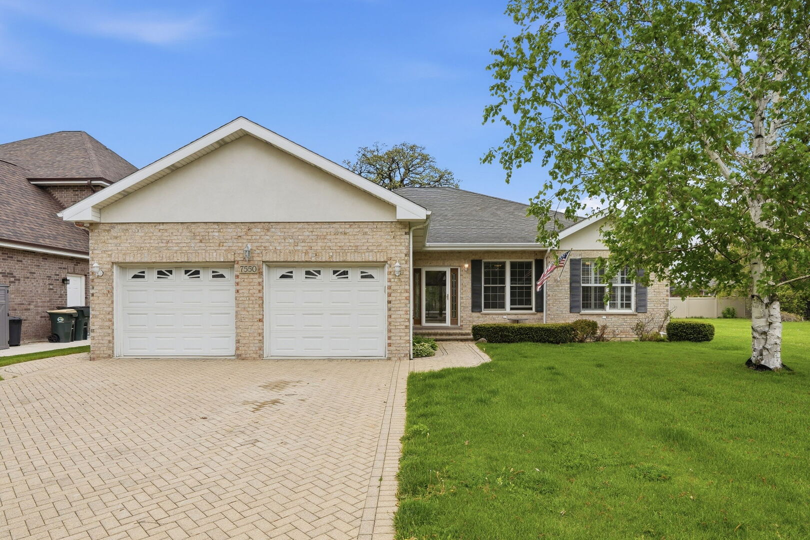 7550 Blazer Avenue, Justice, IL 60458