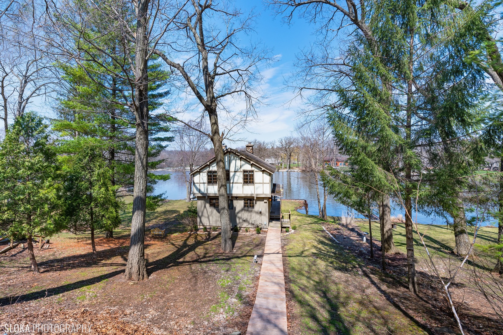 2712 Ridge Avenue, Algonquin, IL 60102