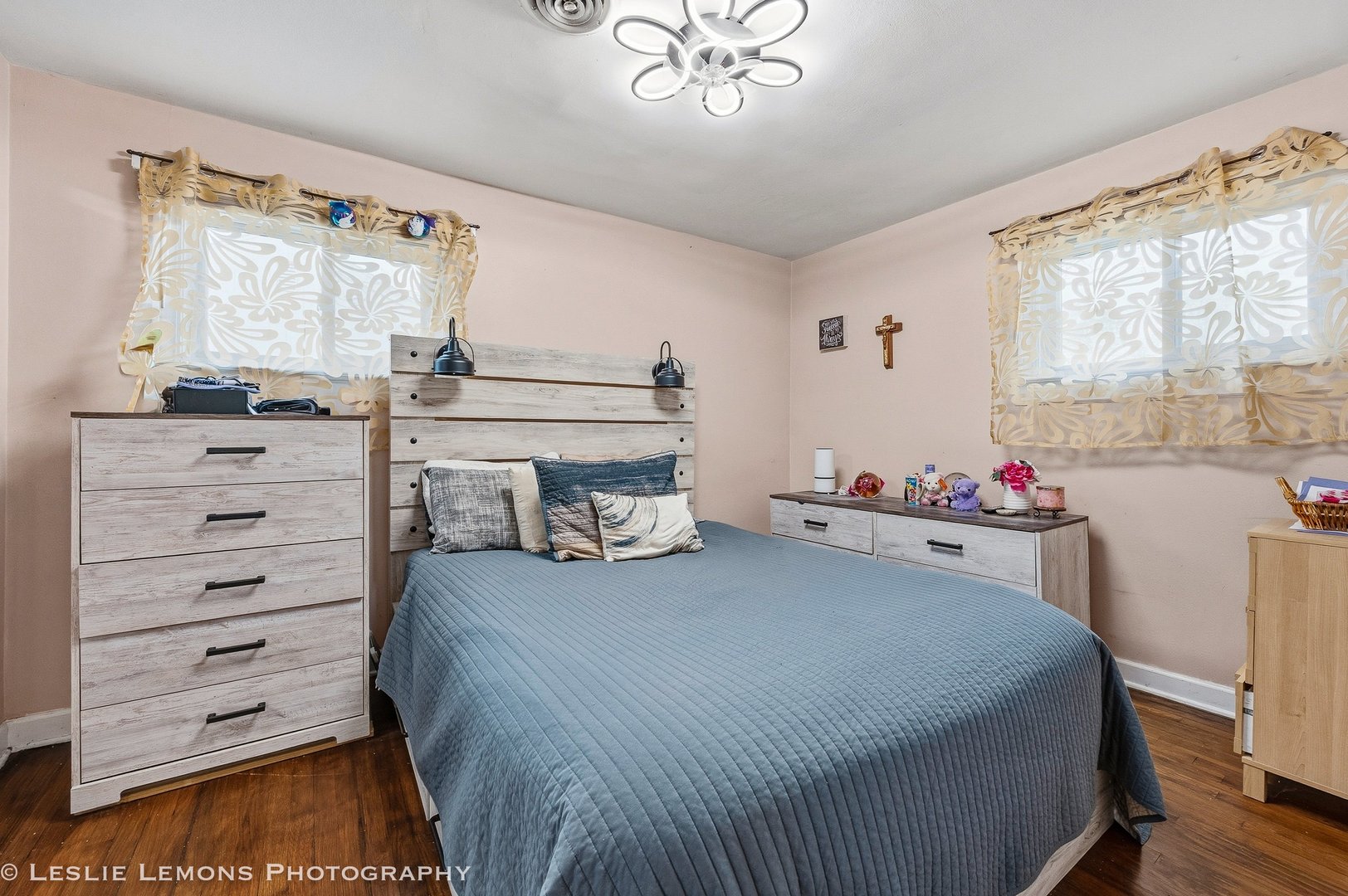 364 N Cedar Avenue, Wood Dale, IL 60191