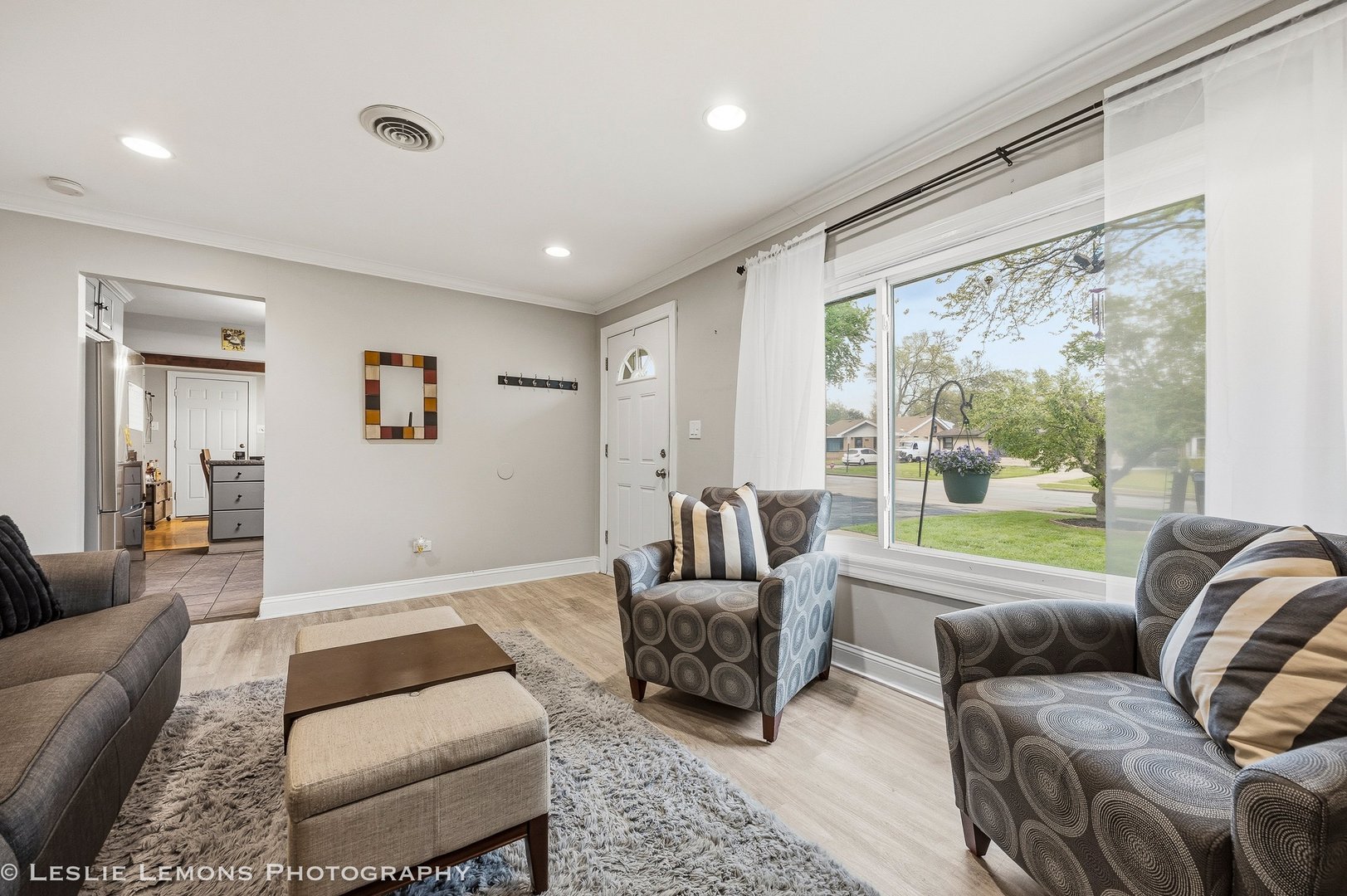 364 N Cedar Avenue, Wood Dale, IL 60191