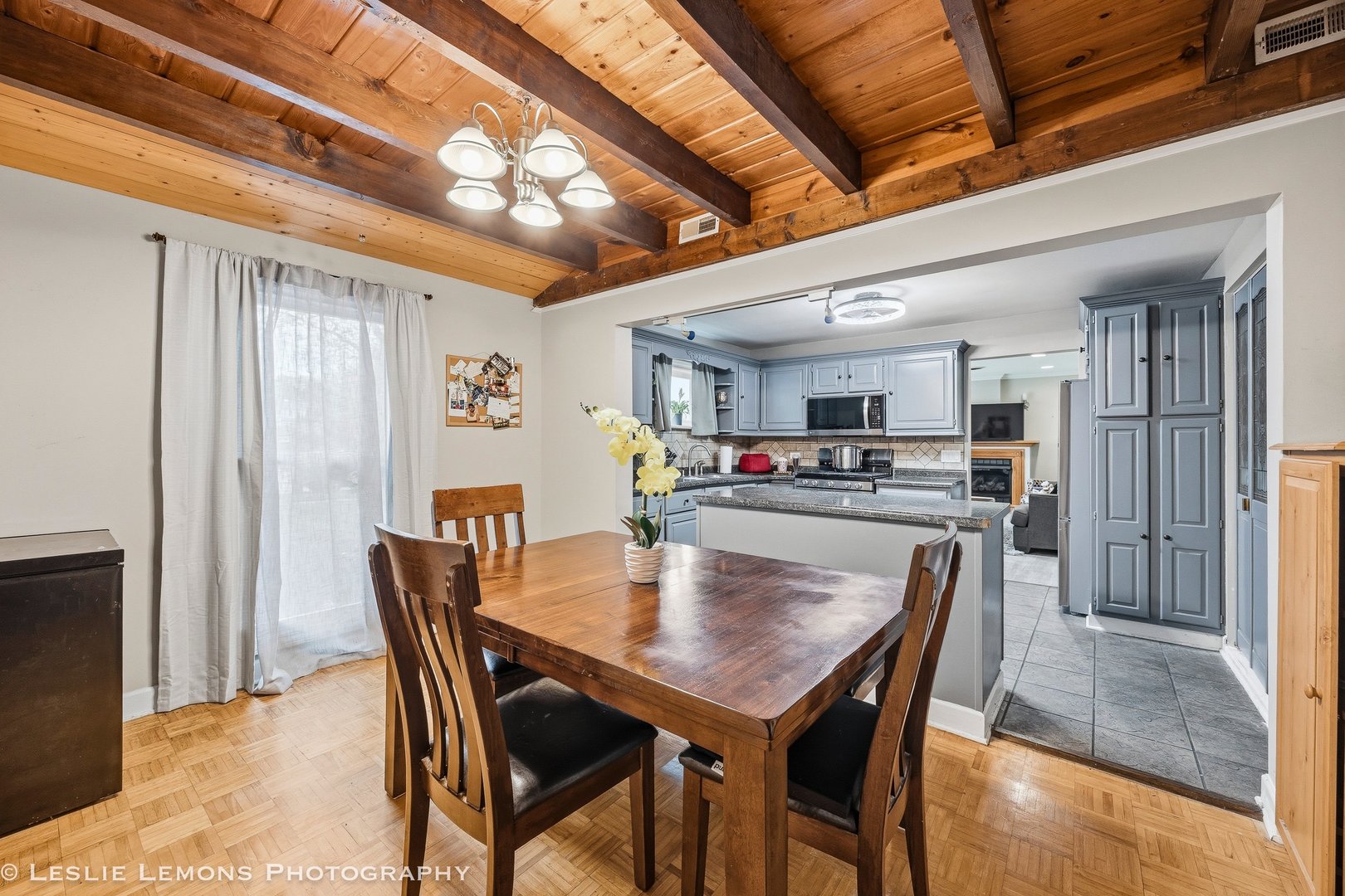 364 N Cedar Avenue, Wood Dale, IL 60191