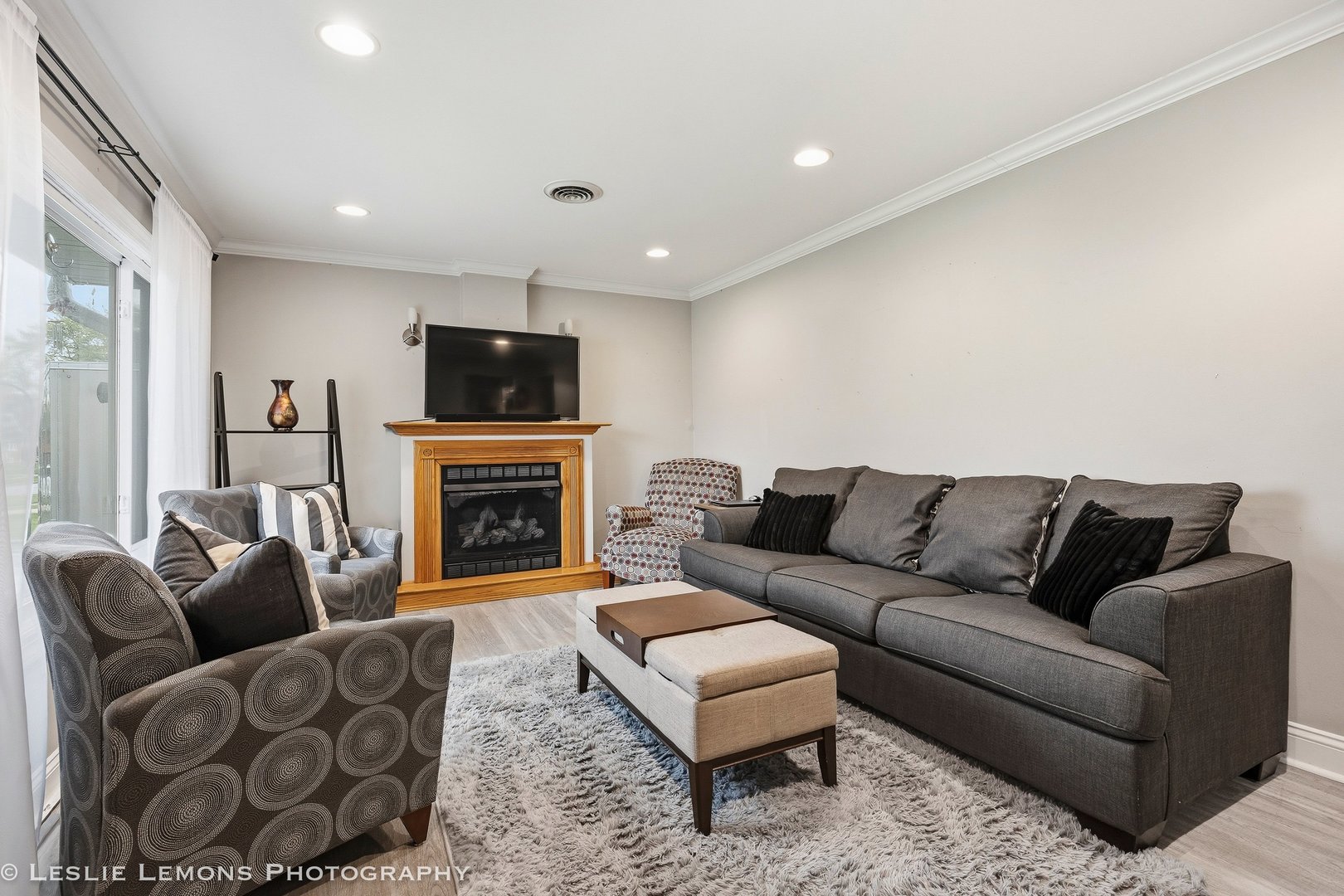 364 N Cedar Avenue, Wood Dale, IL 60191