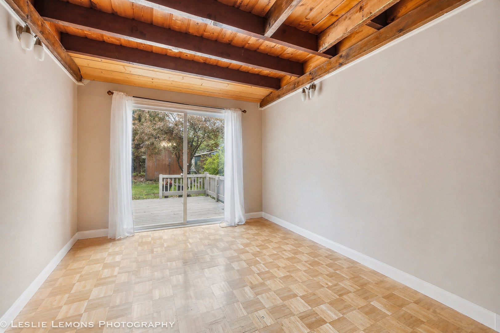 364 N Cedar Avenue, Wood Dale, IL 60191