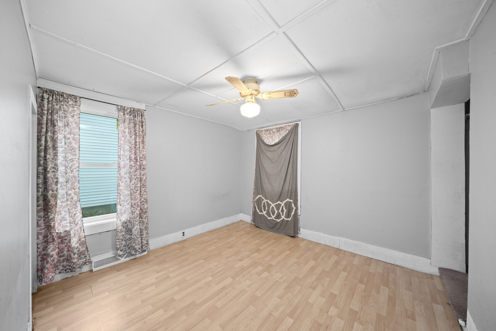 210 N Green Street, Somonauk, IL 60552