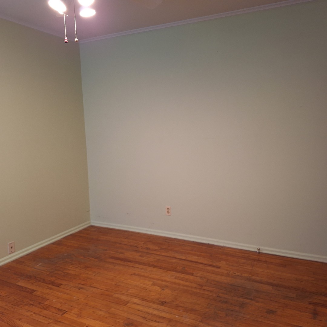 4605 W 84th Place, Chicago, IL 60652