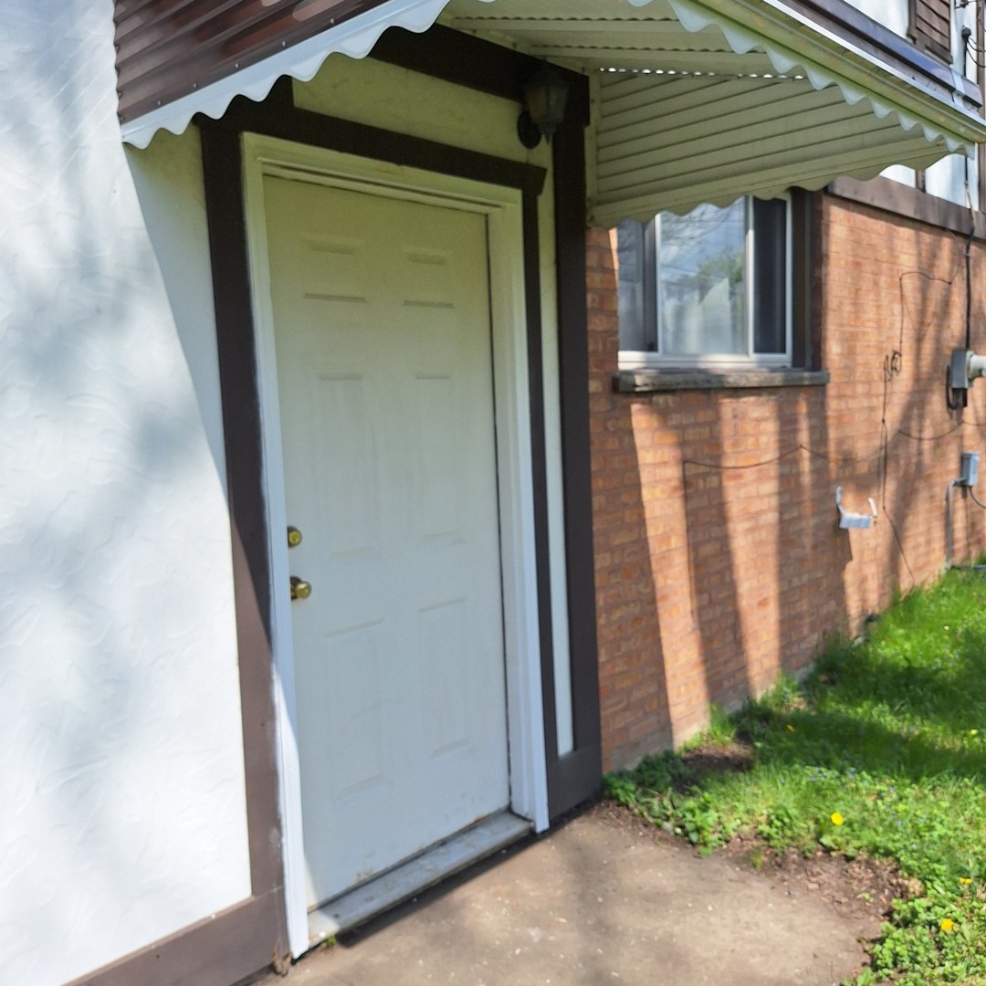 4605 W 84th Place, Chicago, IL 60652