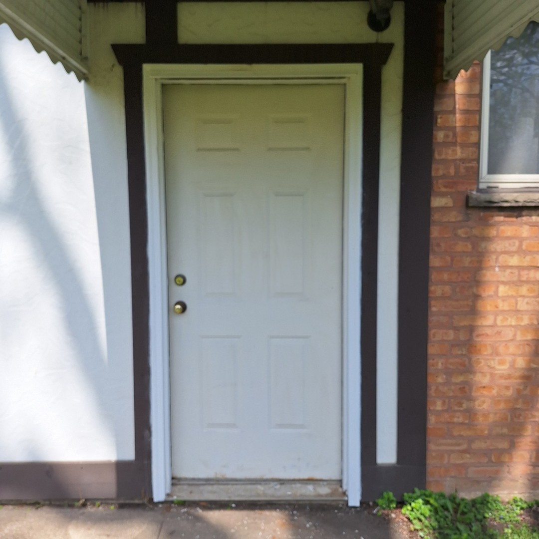 4605 W 84th Place, Chicago, IL 60652