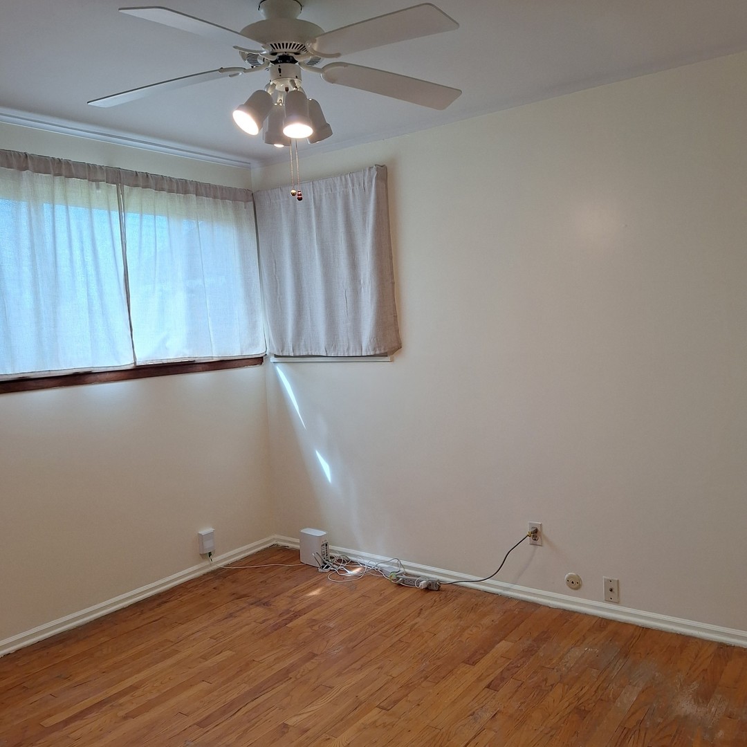 4605 W 84th Place, Chicago, IL 60652