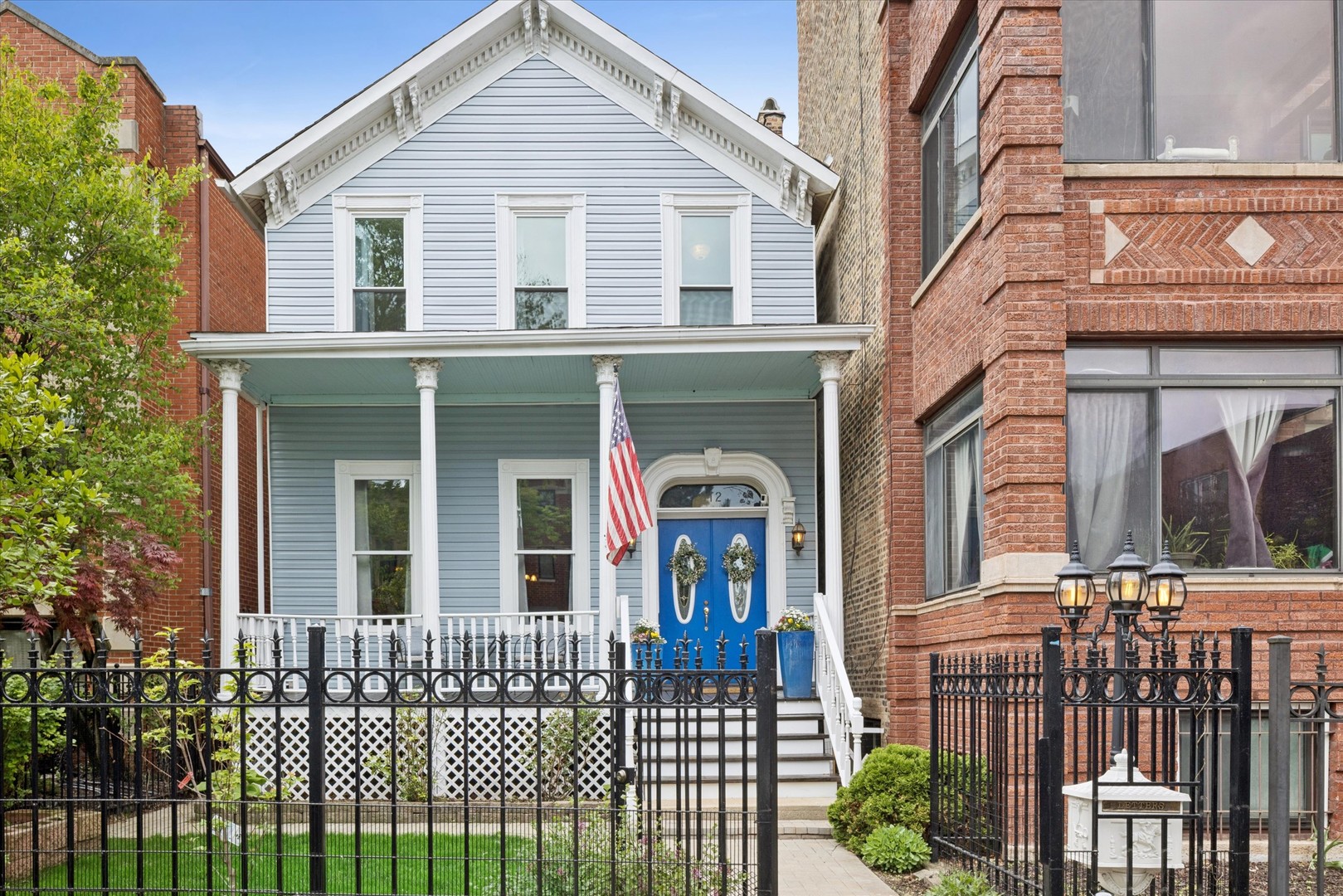 812 S Bell Avenue, Chicago, IL 60612