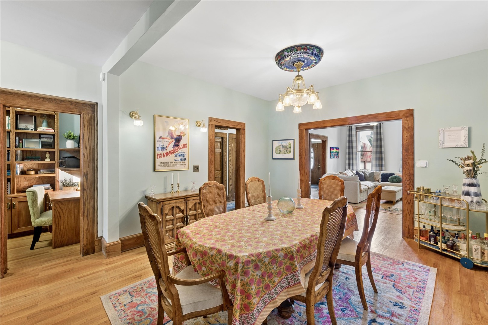 812 S Bell Avenue, Chicago, IL 60612