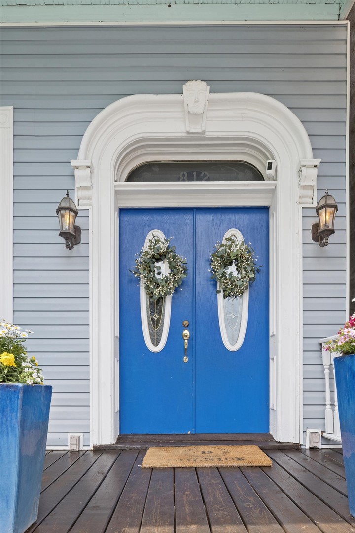 812 S Bell Avenue, Chicago, IL 60612