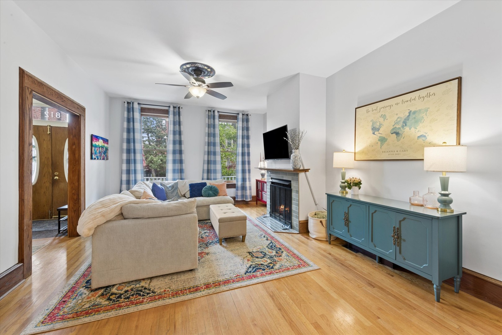 812 S Bell Avenue, Chicago, IL 60612