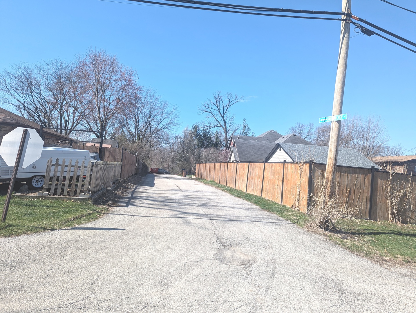 8473 ARCHER Avenue #104, Willow Springs, IL 60480