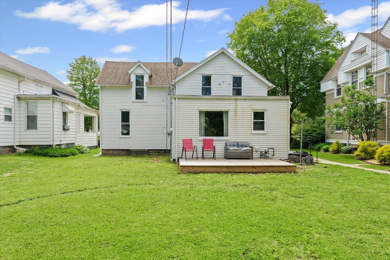 251 W Center Street, Paxton, IL 60957