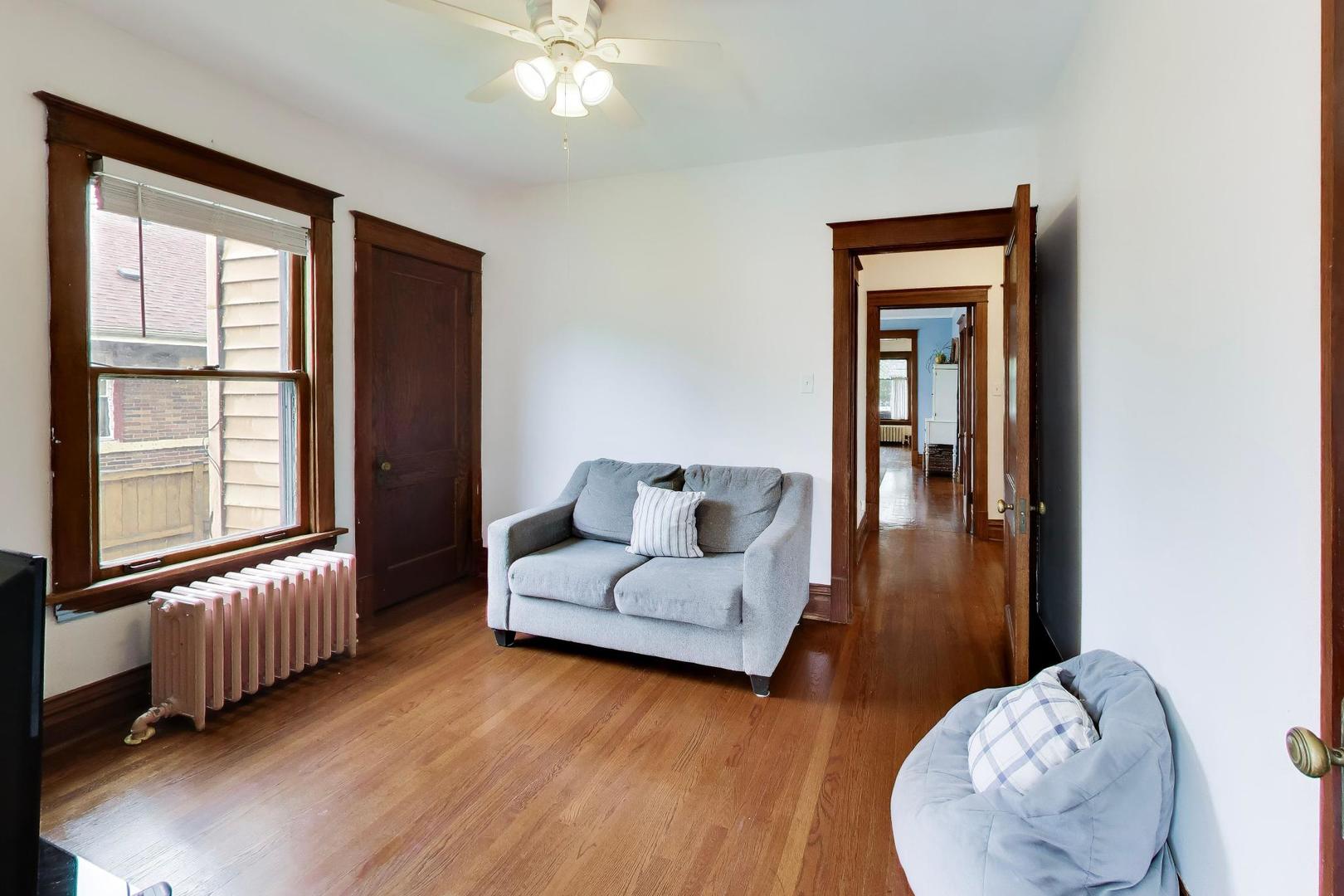 3533 Grand Boulevard, Brookfield, IL 60513