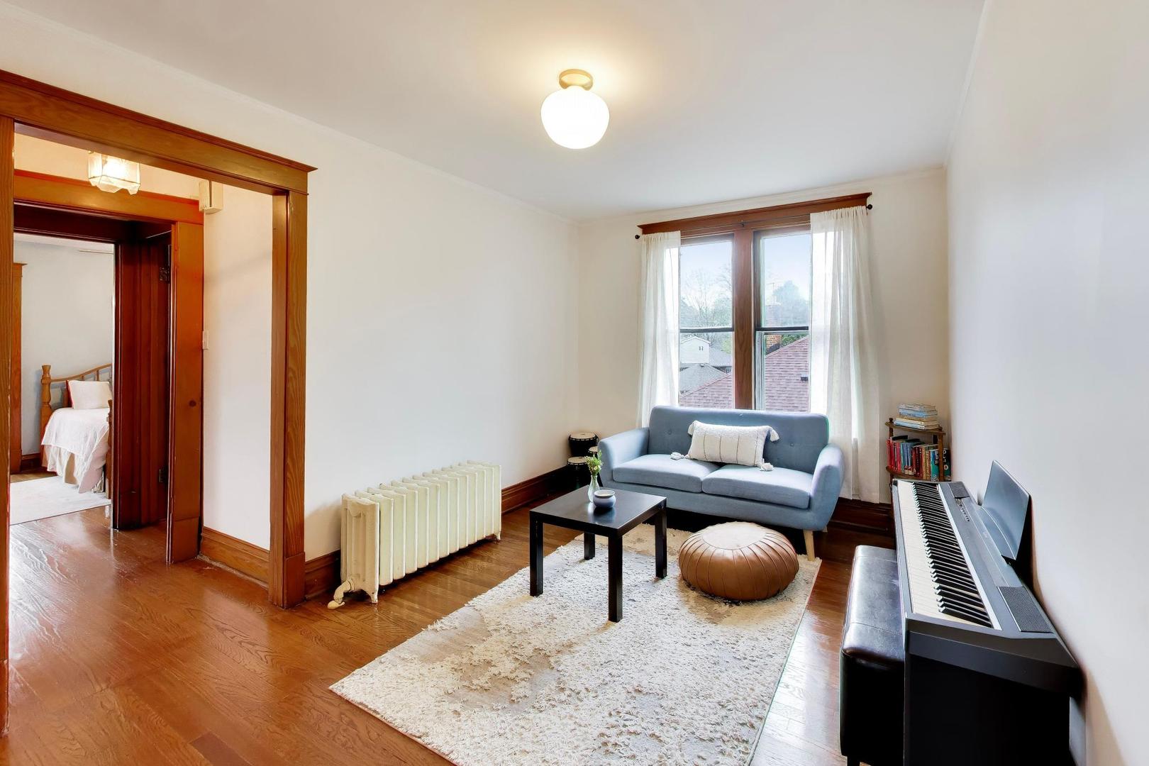 3533 Grand Boulevard, Brookfield, IL 60513