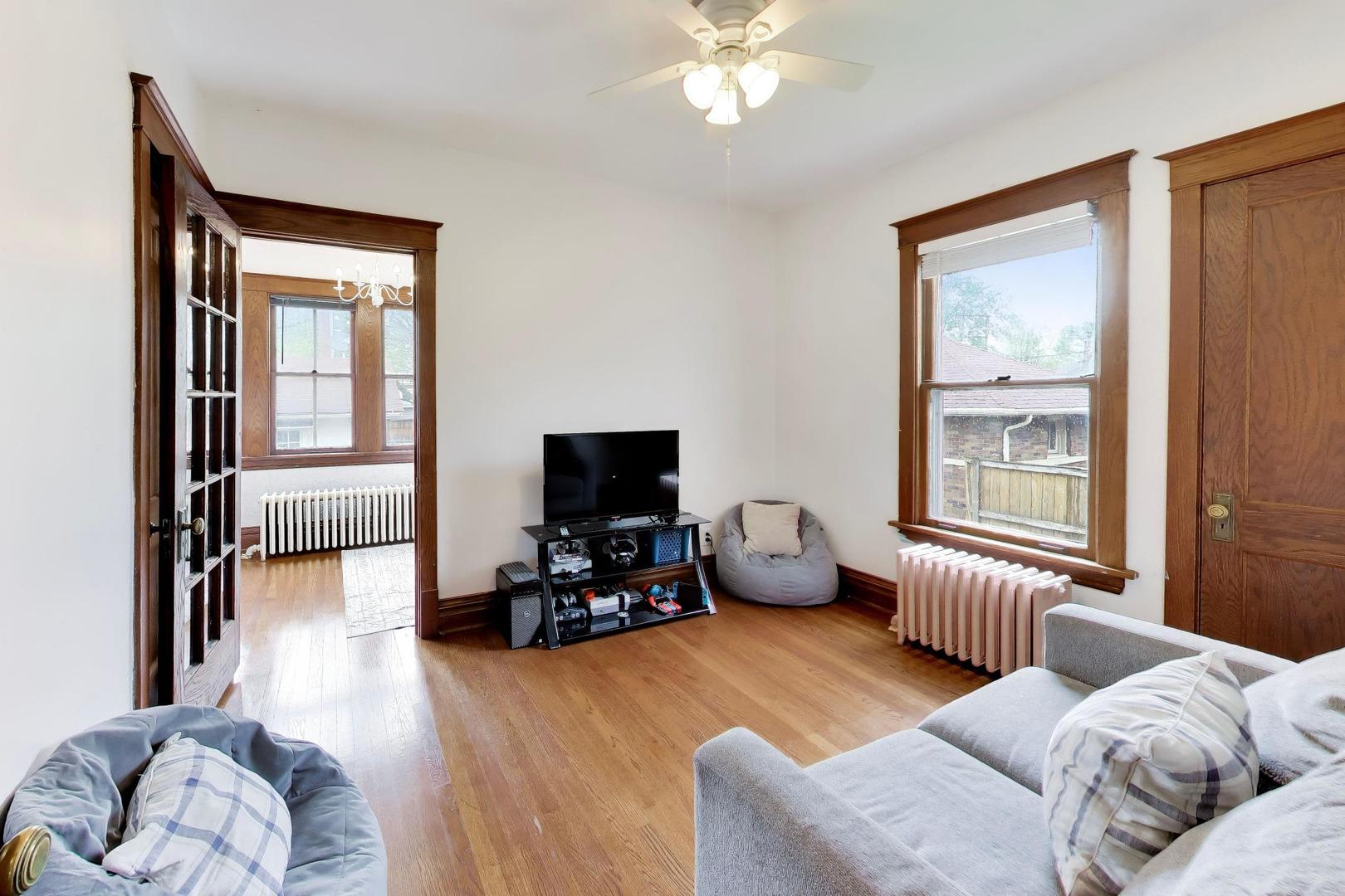 3533 Grand Boulevard, Brookfield, IL 60513