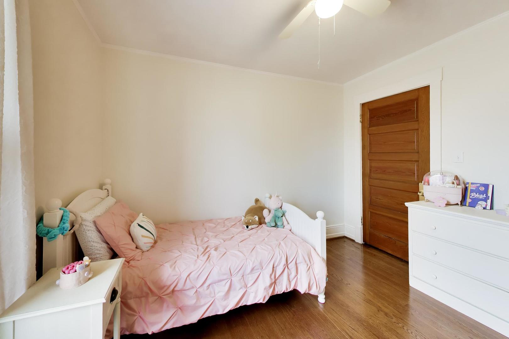 3533 Grand Boulevard, Brookfield, IL 60513