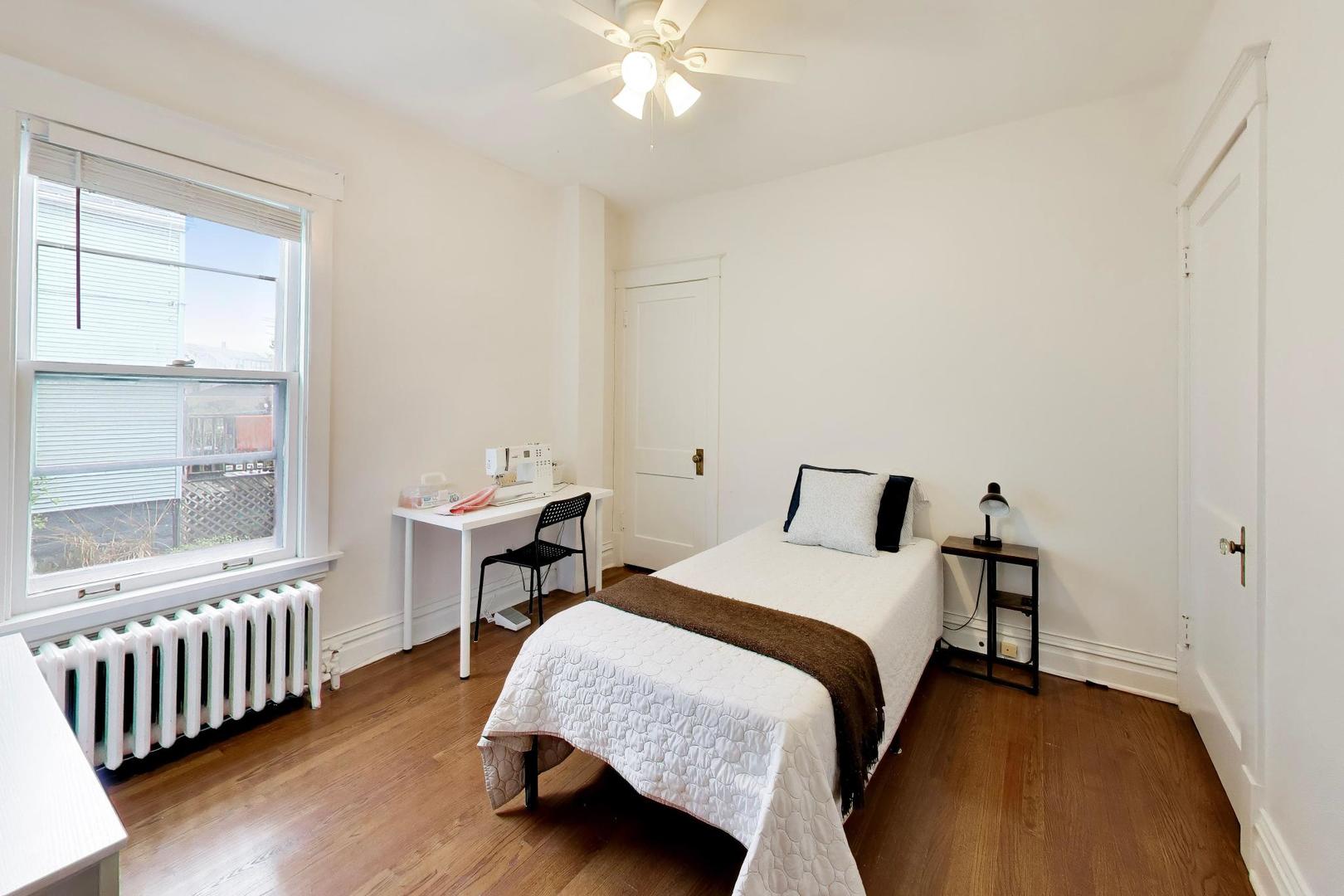 3533 Grand Boulevard, Brookfield, IL 60513