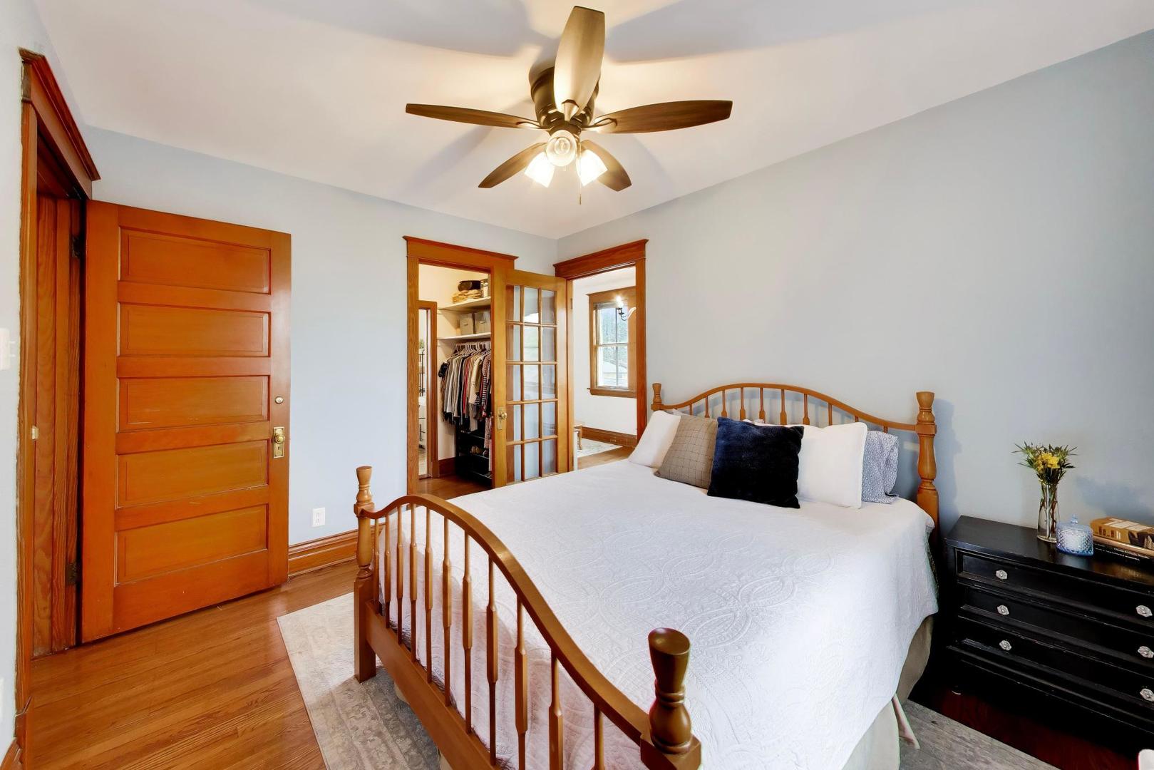 3533 Grand Boulevard, Brookfield, IL 60513