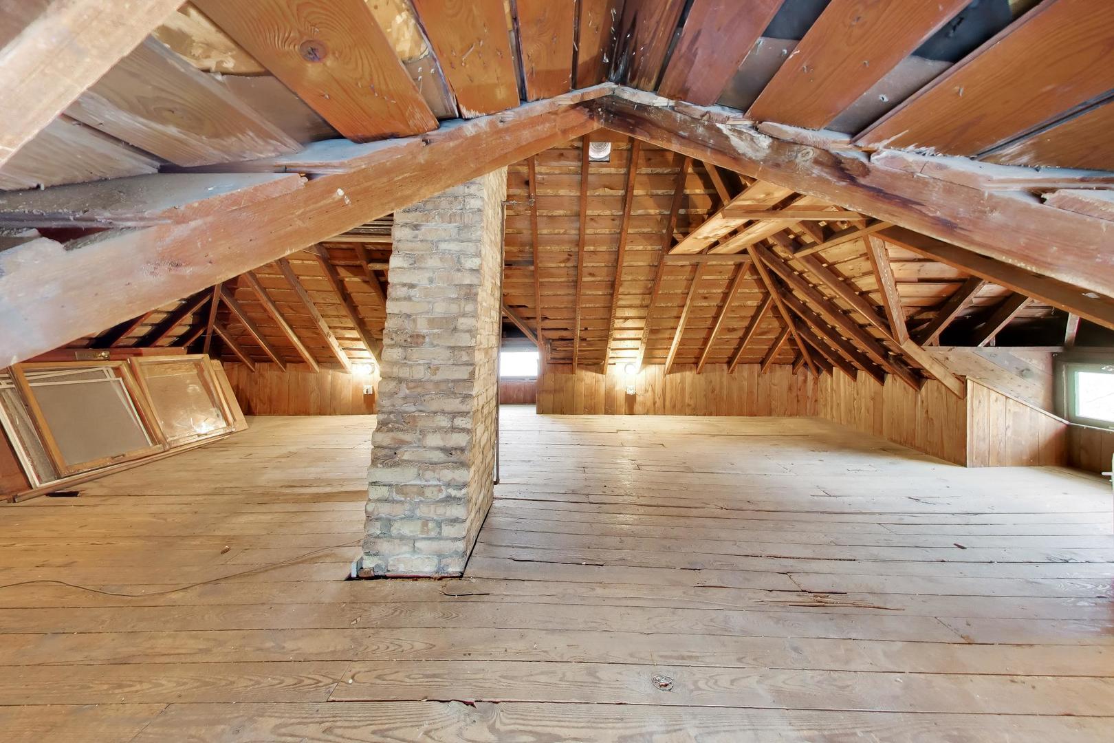 3533 Grand Boulevard, Brookfield, IL 60513