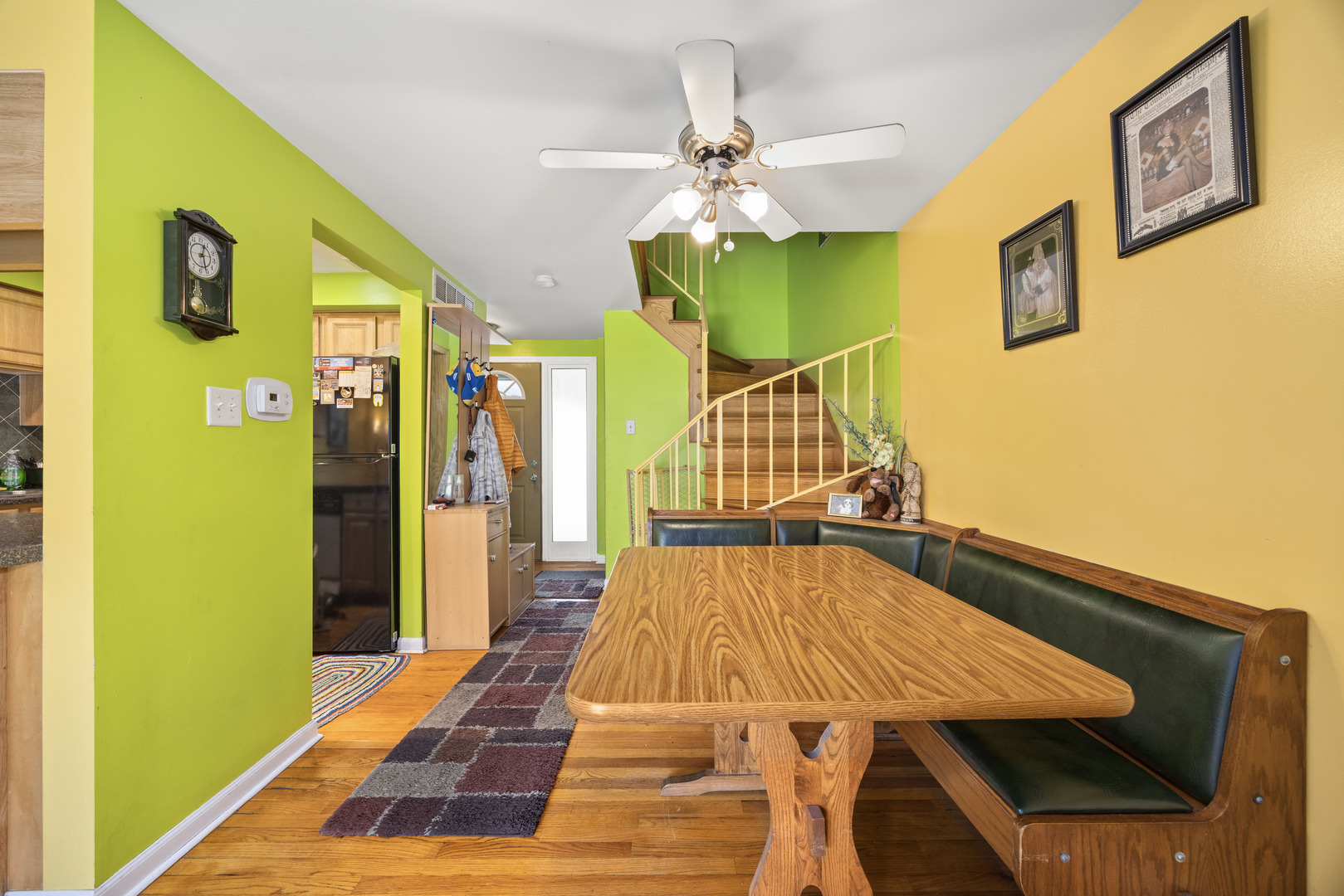 19 Cour Madeleine, Palos Hills, IL 60465