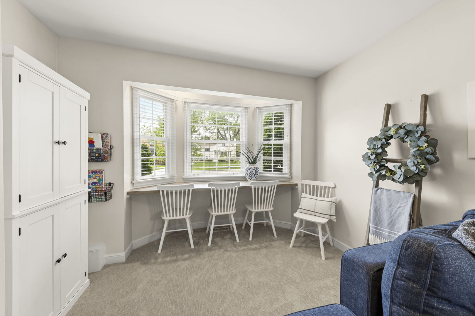 260 Chesterfield Avenue, Glen Ellyn, IL 60137