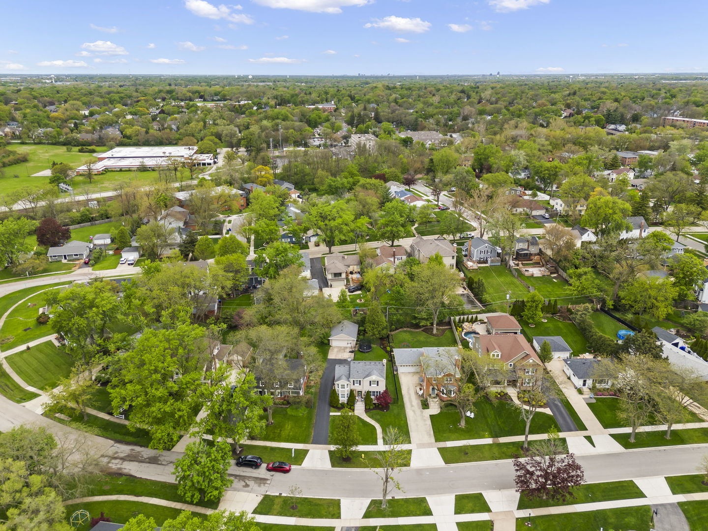 260 Chesterfield Avenue, Glen Ellyn, IL 60137