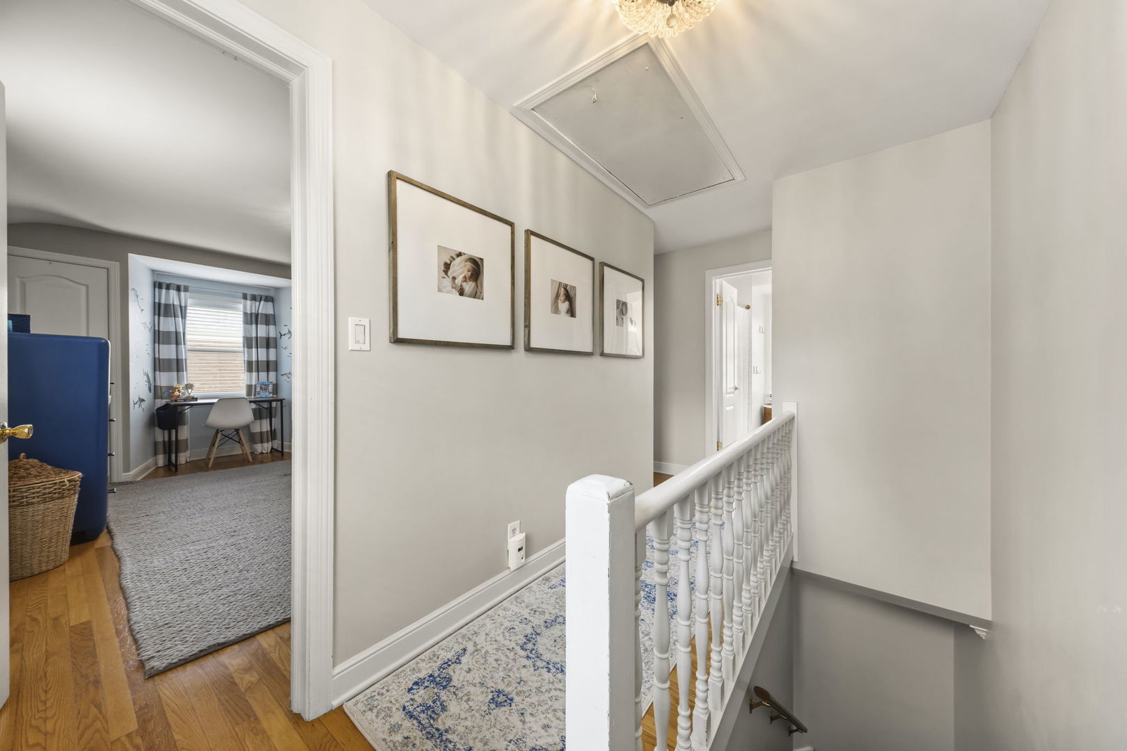 260 Chesterfield Avenue, Glen Ellyn, IL 60137