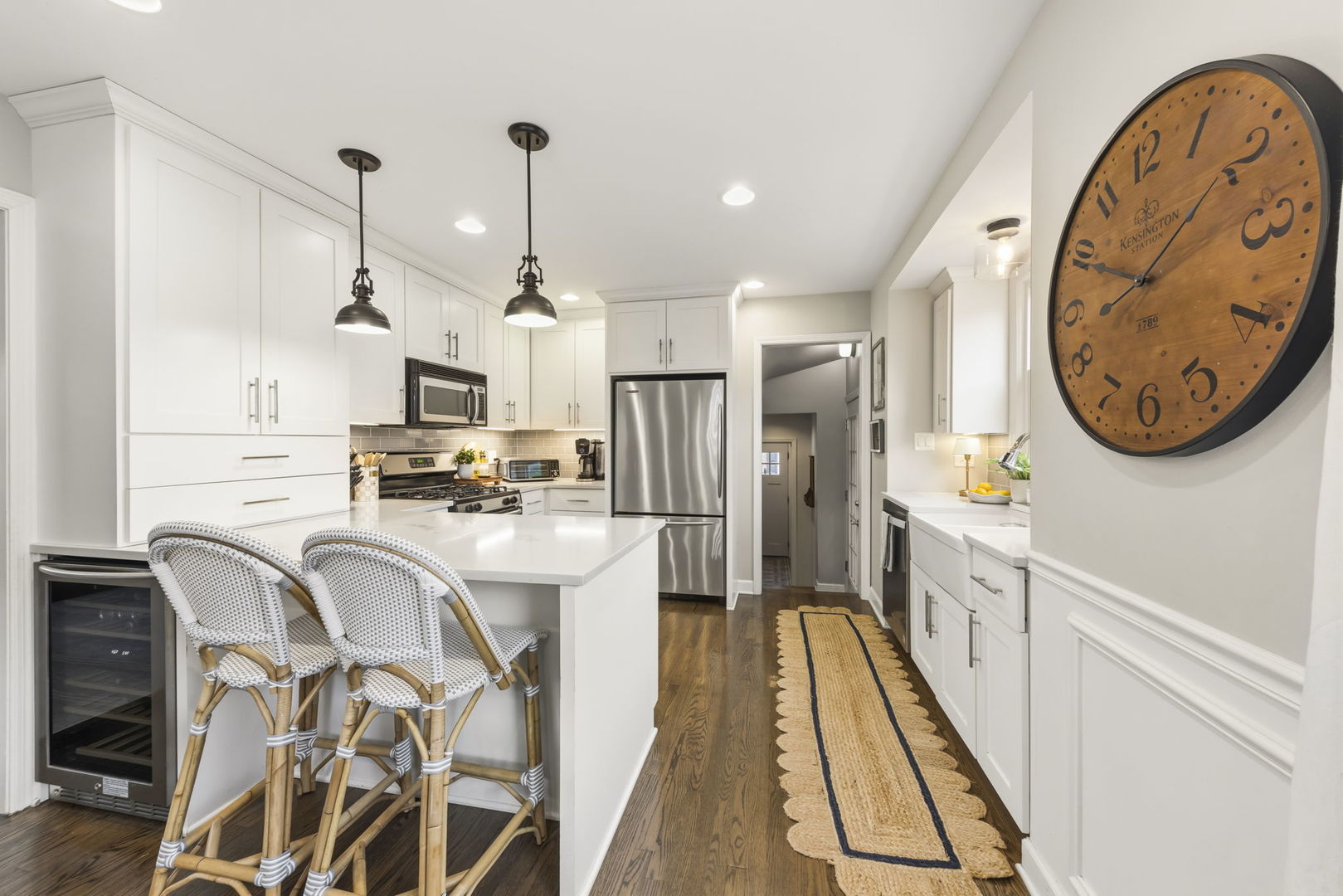 260 Chesterfield Avenue, Glen Ellyn, IL 60137