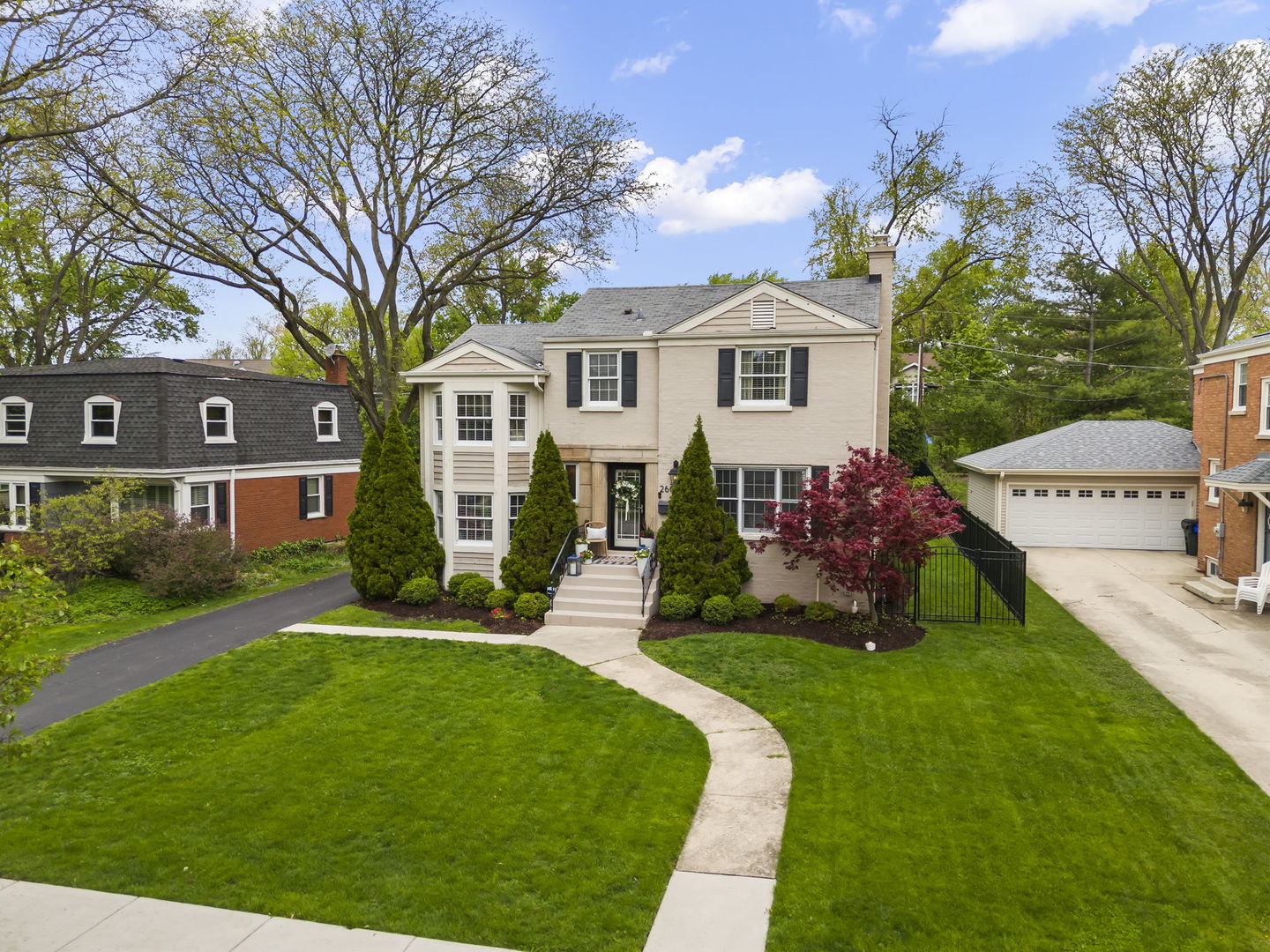 260 Chesterfield Avenue, Glen Ellyn, IL 60137