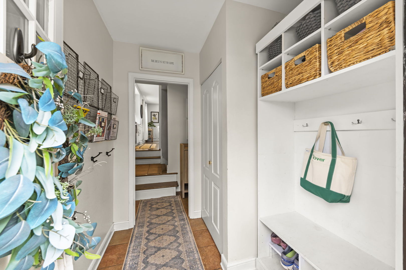 260 Chesterfield Avenue, Glen Ellyn, IL 60137