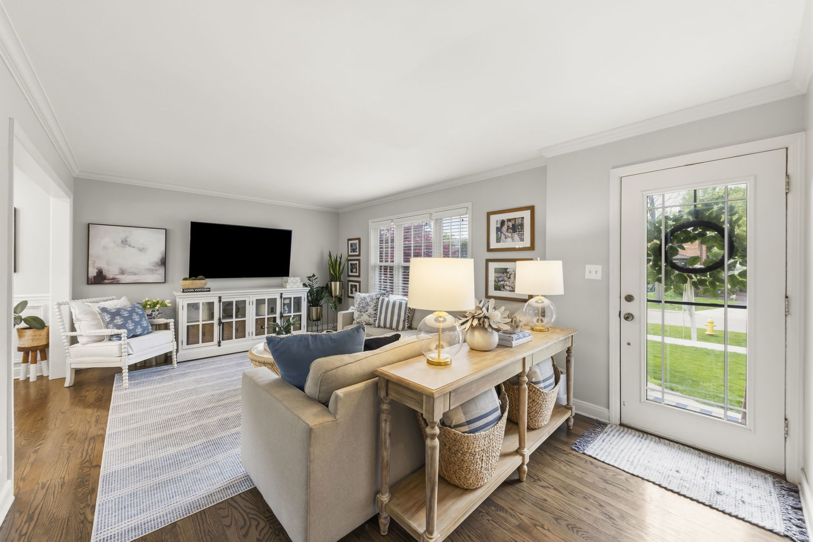 260 Chesterfield Avenue, Glen Ellyn, IL 60137