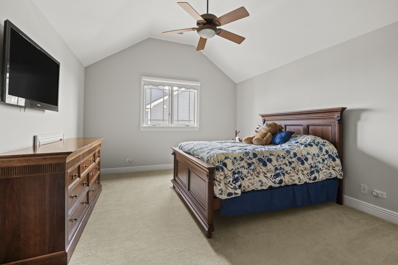 149 Goldenrod Drive, Sugar Grove, IL 60554