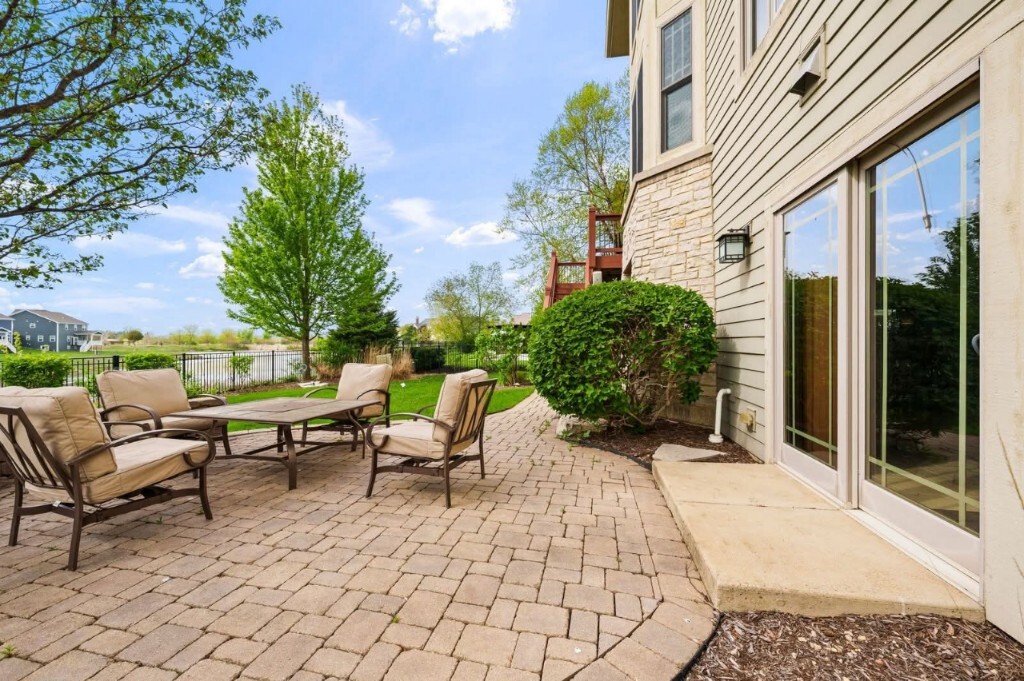 149 Goldenrod Drive, Sugar Grove, IL 60554