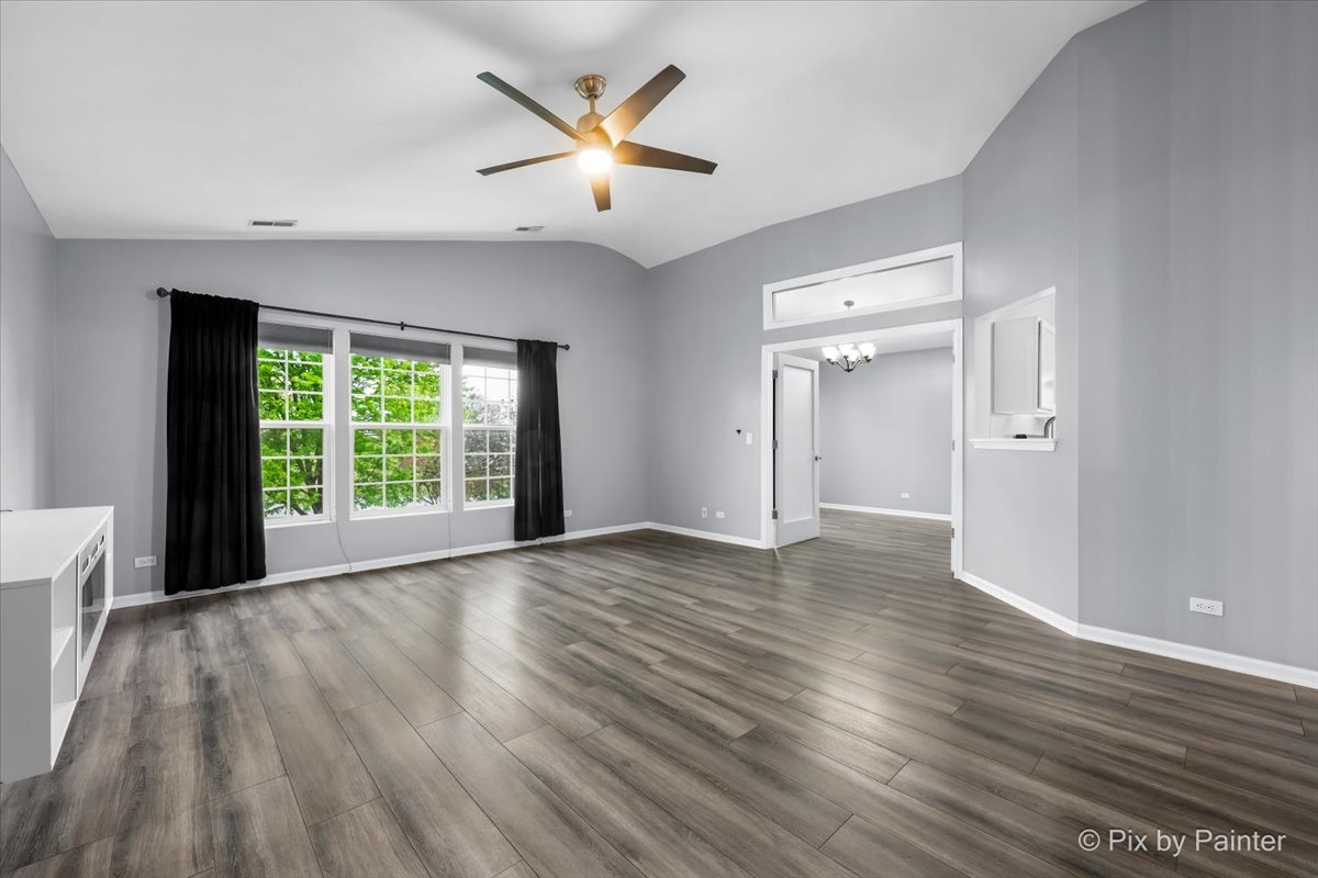 3302 Bromley Lane, Aurora, IL 60502