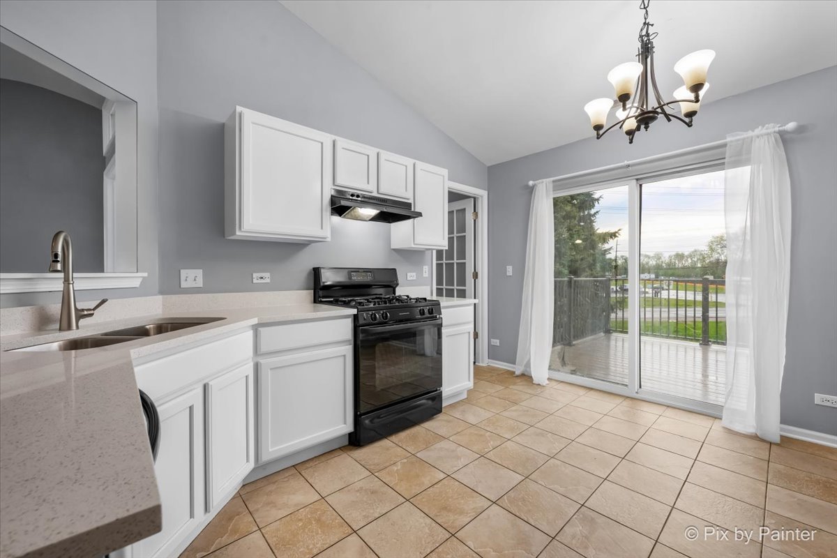 3302 Bromley Lane, Aurora, IL 60502