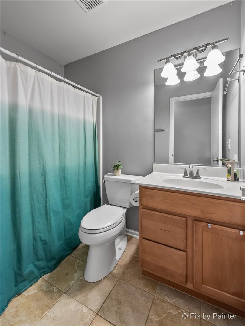 3302 Bromley Lane, Aurora, IL 60502