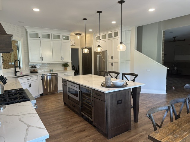 37W530 Grey Barn Road, St. Charles, IL 60175