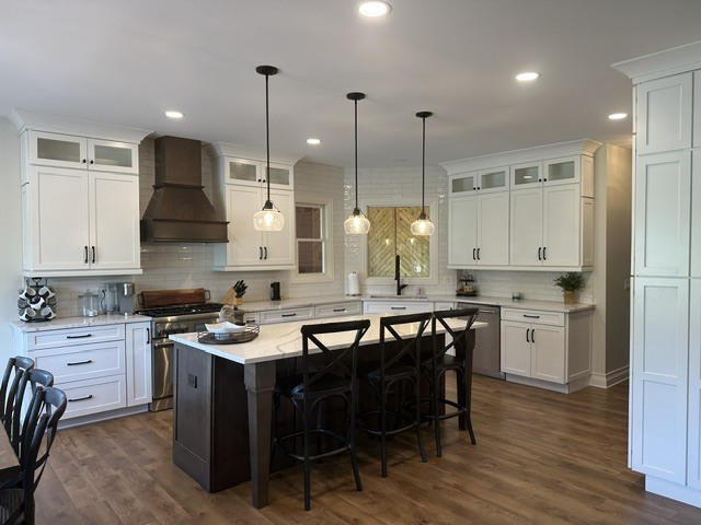 37W530 Grey Barn Road, St. Charles, IL 60175