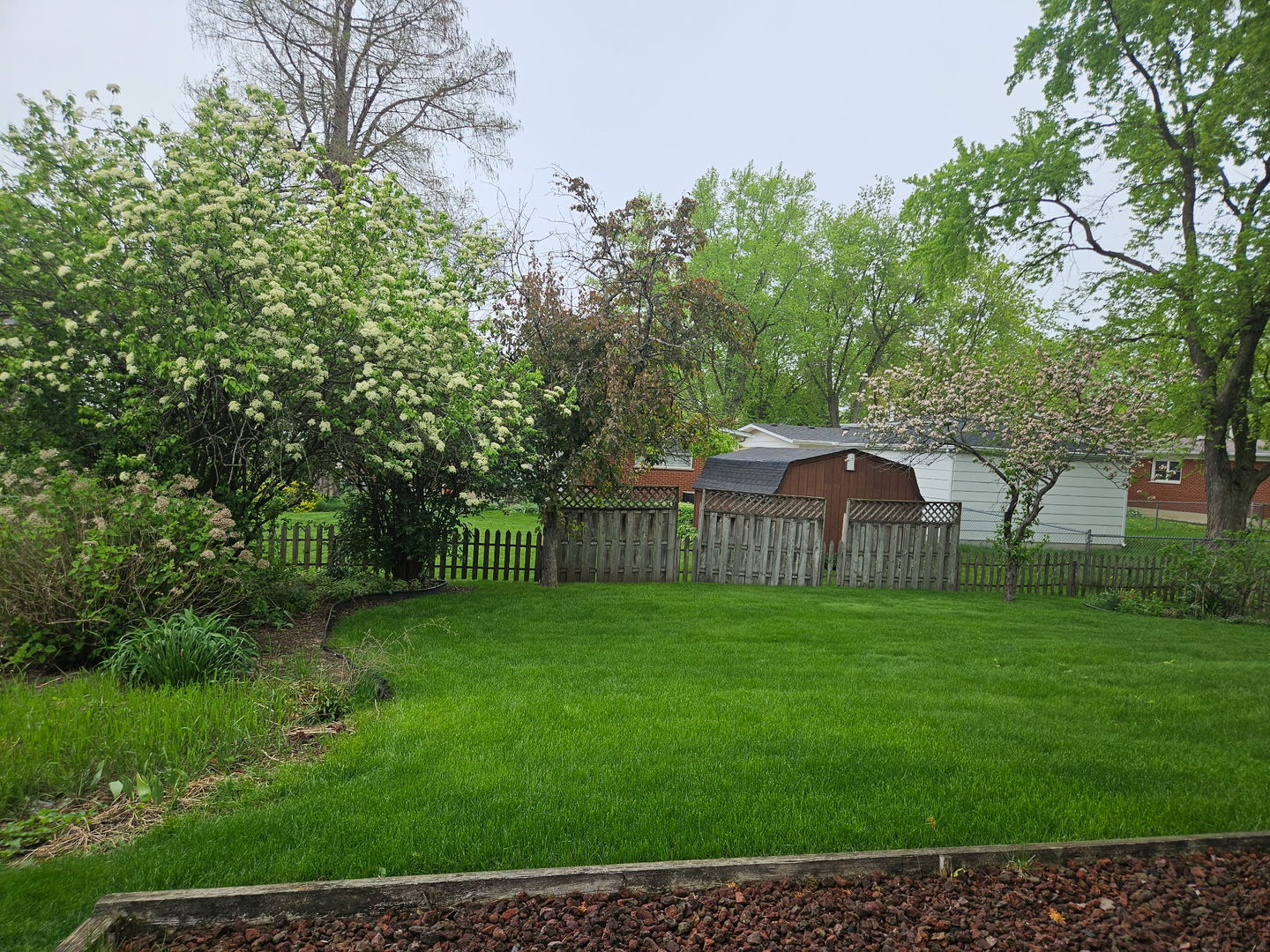 821 W Manor Court, Glenwood, IL 60425