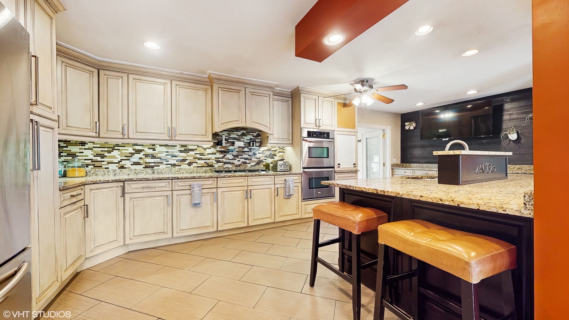 1288 N Ashland Avenue, Palatine, IL 60074