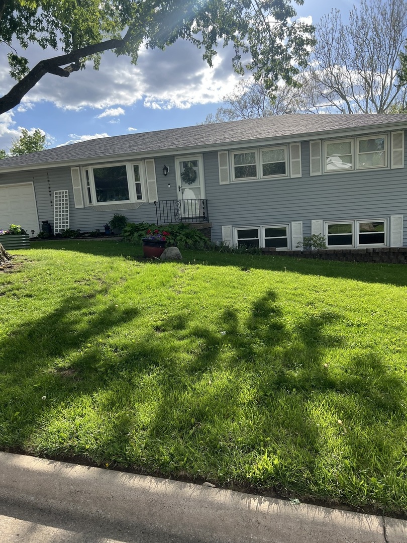 709 Kathleen Drive, Normal, IL 61761
