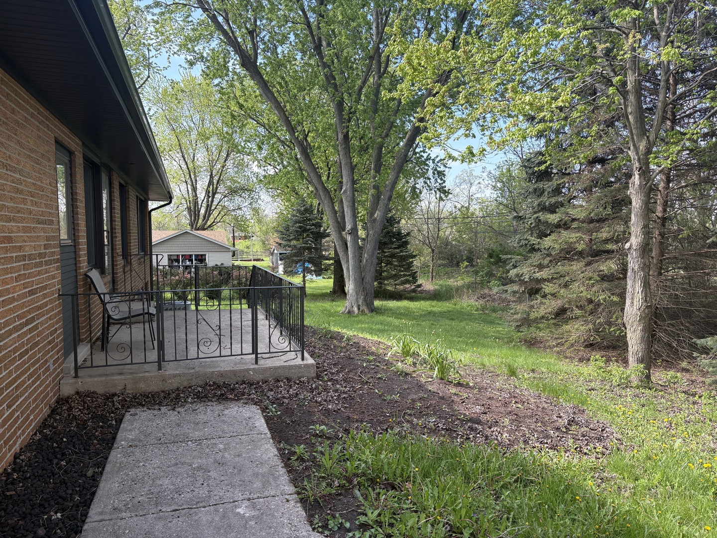 173 Thomas Court, Wauconda, IL 60084