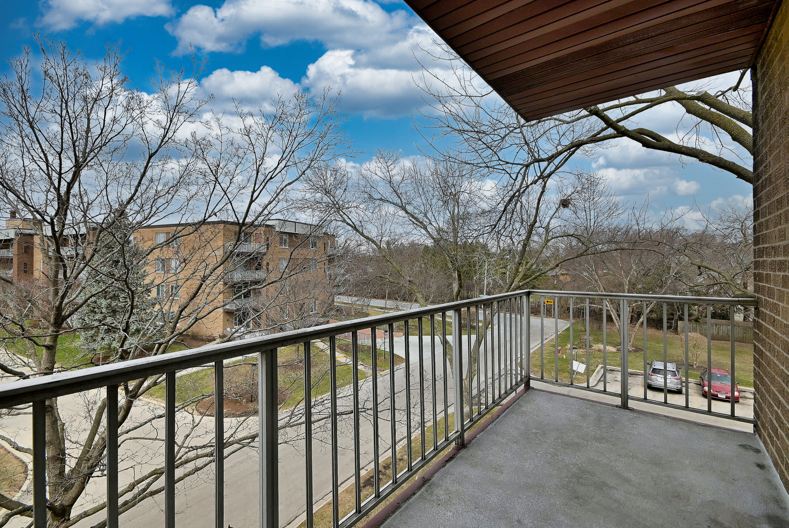 945 E Kenilworth Avenue #312, Palatine, IL 60074