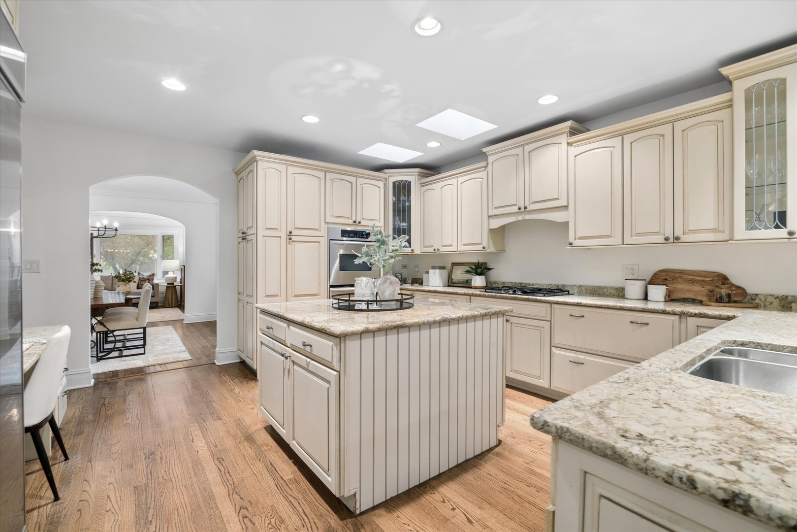 5116 Woodland Avenue, Western Springs, IL 60558