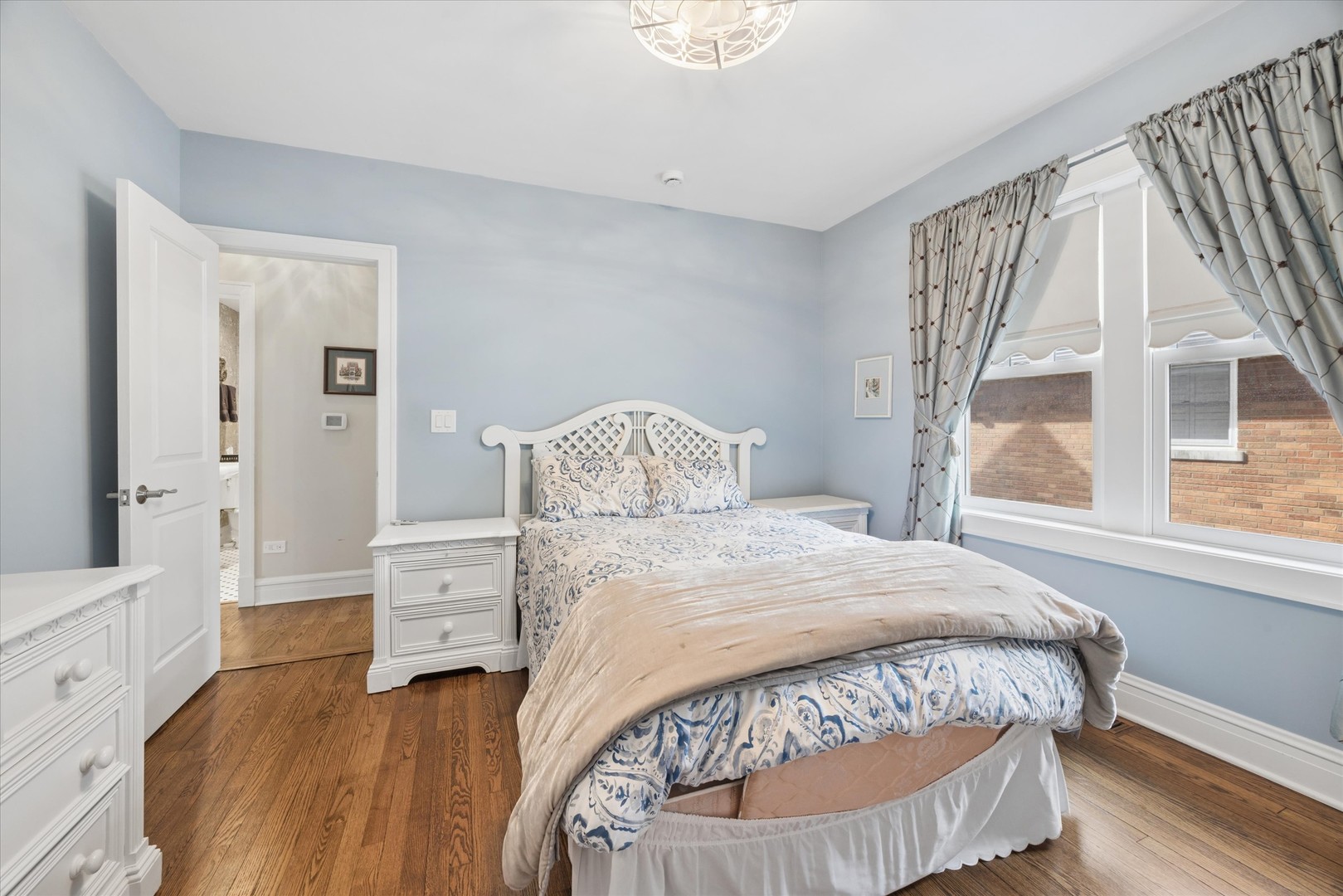 5116 Woodland Avenue, Western Springs, IL 60558